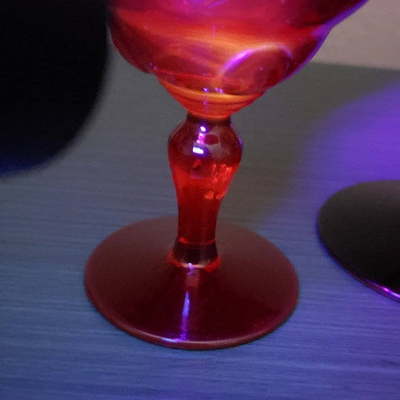 Vintage New Martinsville Moondrops Ruby Goblet Wine Glass UV Glow Valentines MCM - Picture 11 of 12